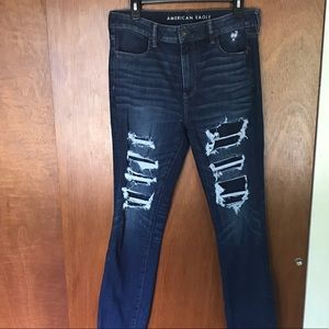American Eagle Distressed HighRise Jegging